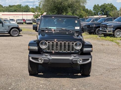 New 2026 Jeep Wrangler Unlimited Sahara w/ Safety Group AWD/4WD image 8