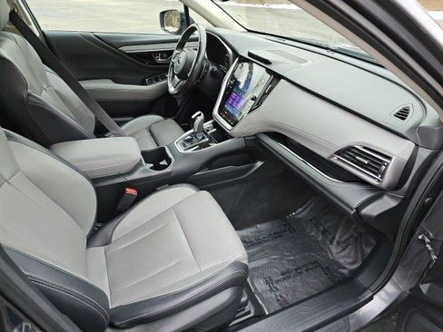 Used 2022 Subaru Outback Limited image 11