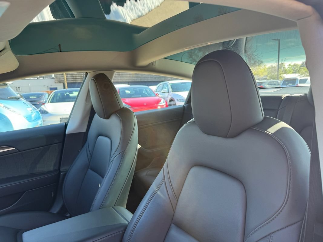 Used 2021 Tesla Model 3 Long Range AWD/4WD image 36
