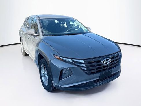 Certified 2024 Hyundai Tucson SE image 11