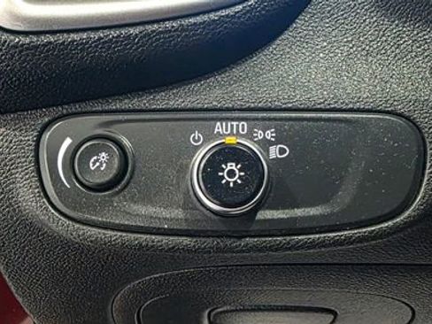 Used 2017 Chevrolet Trax LS image 15