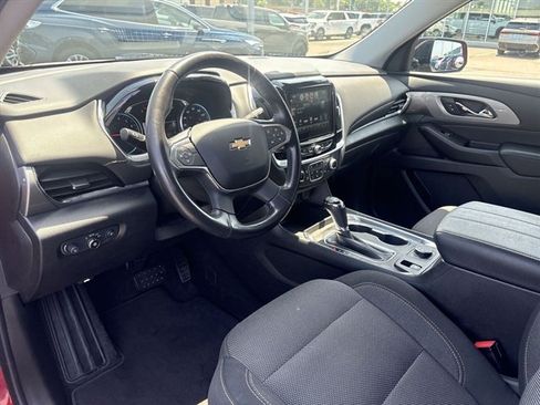 Certified 2019 Chevrolet Traverse LT FWD image 10