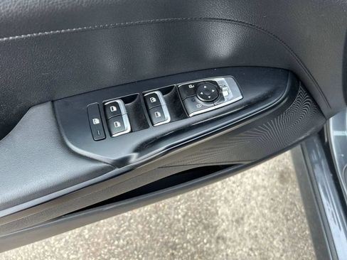 Used 2022 Kia K5 LXS FWD image 12