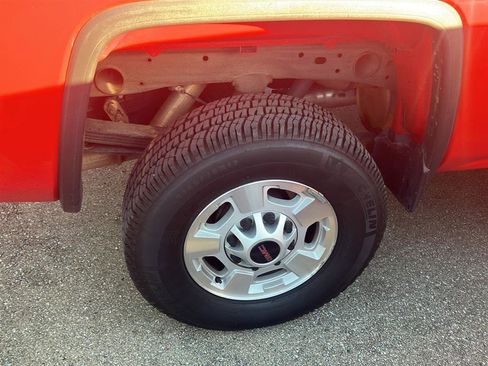 Used 2015 GMC Sierra 2500 4x4 Crew Cab w/ Snow Plow Prep Package image 5