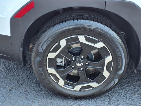 Certified 2026 Hyundai Santa Fe SE FWD image 9