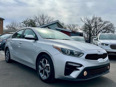Used 2021 Kia Forte LXS FWD image 8