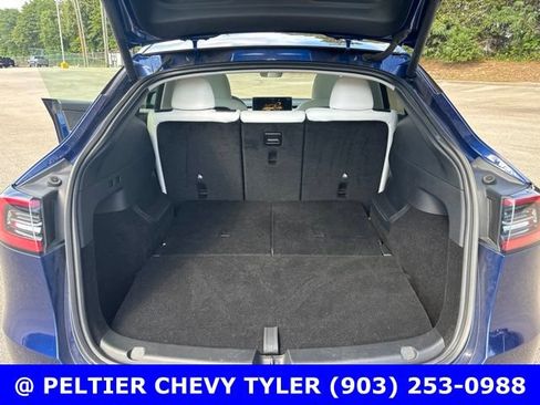 Used 2025 Tesla Model Y Long Range AWD/4WD image 19