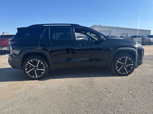 New 2026 Chevrolet Equinox RS w/ LPO, Floor Liner Package image 8