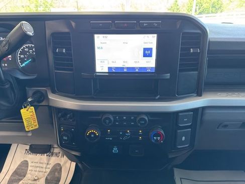 Used 2024 Ford F250 XL w/ STX Appearance Package AWD/4WD image 23
