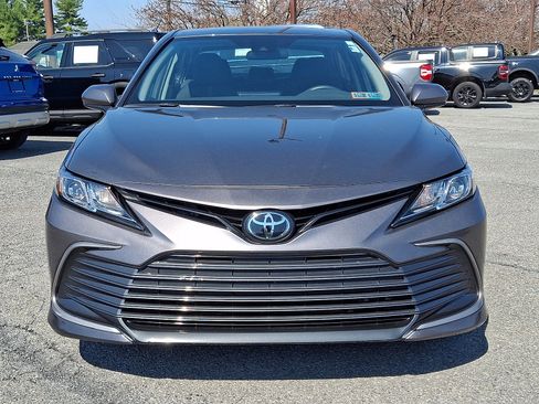 Used 2024 Toyota Camry LE FWD image 2