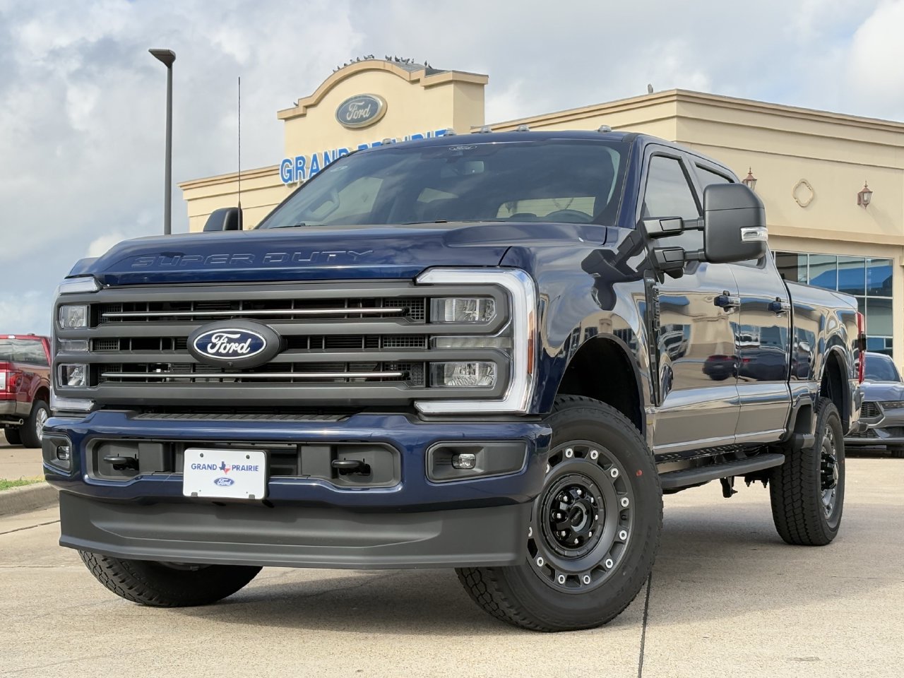 New 2027 Ford F250 XLT w/ XLT Premium Package AWD/4WD image 2