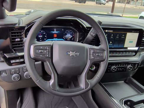 New 2026 Chevrolet Silverado 2500 ZR2 AWD/4WD image 18
