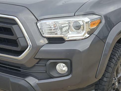 Used 2023 Toyota Tacoma SR5 image 10