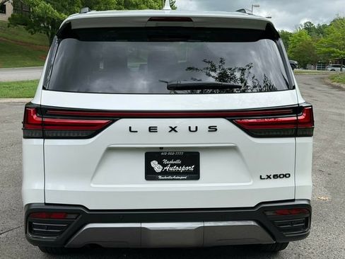 Used 2026 Lexus LX 600 4WD w/ Appearance Package image 7