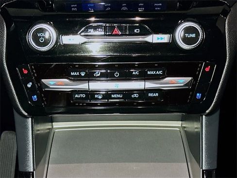 Certified 2022 Ford Explorer ST w/ Equipment Group 401A image 13