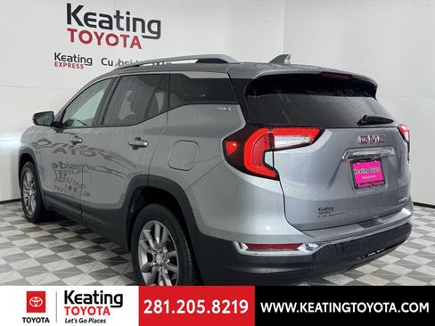 Used 2024 GMC Terrain SLT image 6