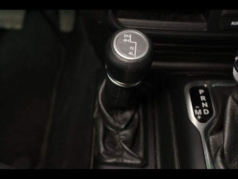 Used 2019 Jeep Wrangler Unlimited Sport AWD/4WD image 11