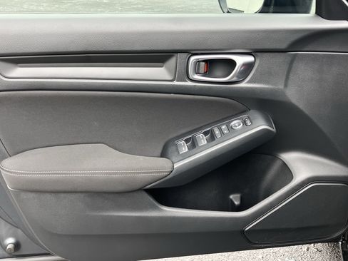 Used 2025 Honda Civic Sport image 14
