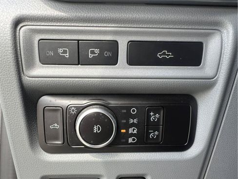 Used 2023 Ford F150 Lariat w/ Equipment Group 502A High AWD/4WD image 45