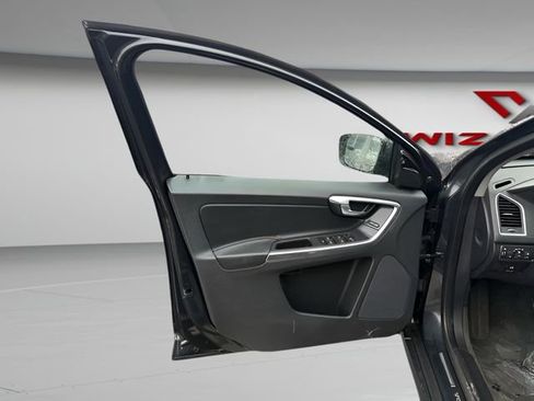 Used 2015 Volvo XC60 T6 image 14