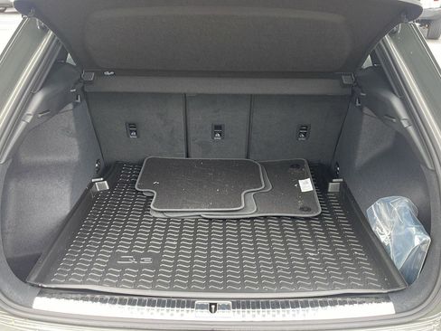 Used 2025 Audi Q3 2.0T Premium Plus w/ Premium Plus Package image 7