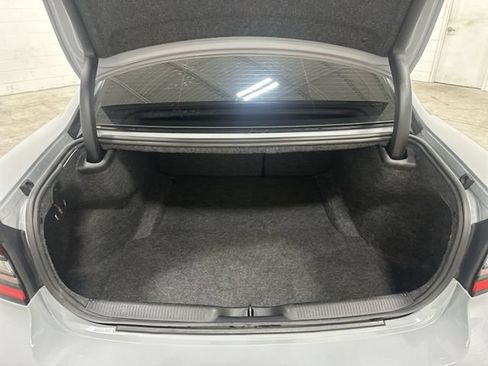 Used 2022 Dodge Charger R/T RWD image 16