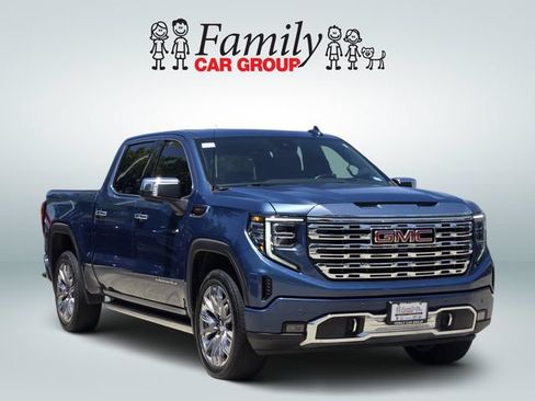 Used 2024 GMC Sierra 1500 Denali AWD/4WD image 2