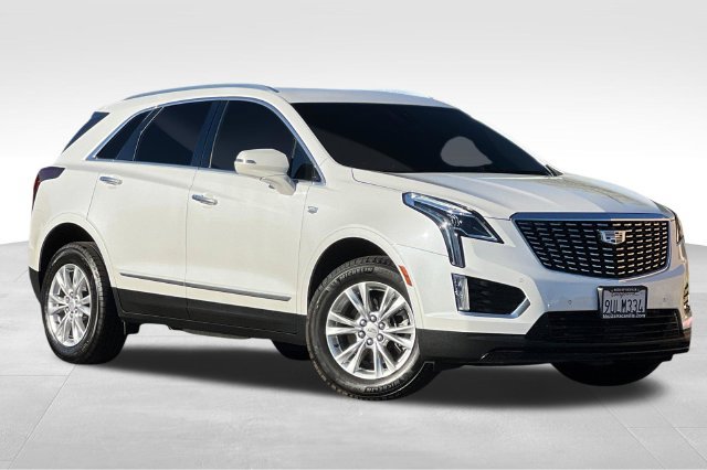 Used 2023 Cadillac XT5 Luxury FWD image 2