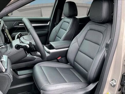 New 2026 GMC Terrain Elevation w/ Elevation Premium Package image 11