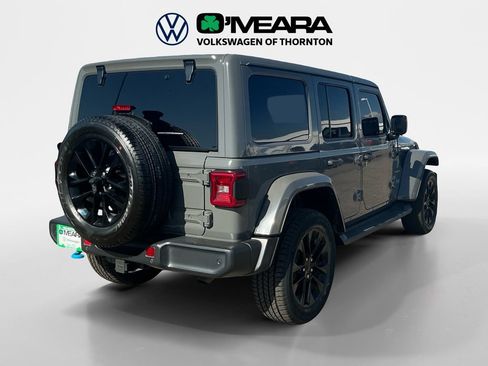 Used 2022 Jeep Wrangler Unlimited Sahara w/ Cold Weather Group AWD/4WD image 5