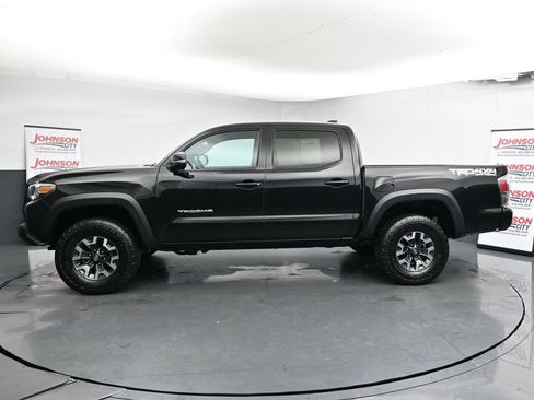 Used 2023 Toyota Tacoma TRD Off-Road image 5