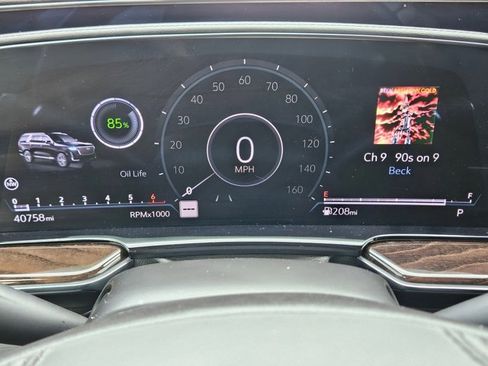 Used 2023 Cadillac Escalade Sport Platinum w/ LPO, ONYX Package image 10