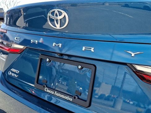 Used 2025 Toyota Camry LE w/ Convenience Package image 28