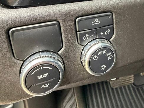 Certified 2023 GMC Sierra 1500 SLE RWD image 12