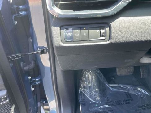Used 2025 GMC Acadia Denali w/ Super Cruise Package FWD image 15