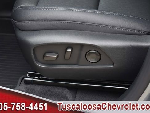 New 2026 Chevrolet Equinox LT w/ Convenience Package II image 16