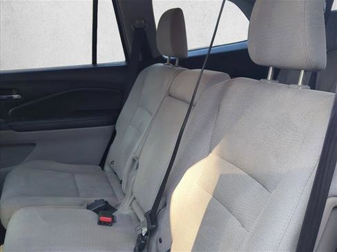 Used 2016 Honda Pilot LX image 17