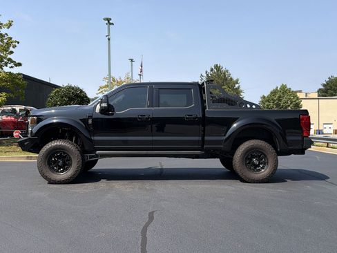 Used 2021 Ford F250 Lariat w/ Lariat Ultimate Package AWD/4WD image 12