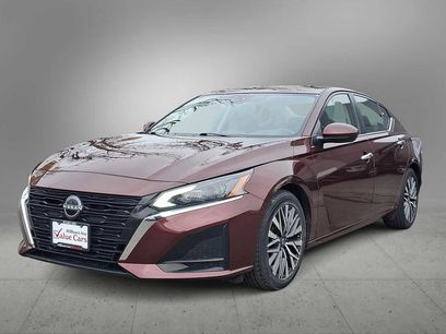 Used 2023 Nissan Altima 2.5 SV