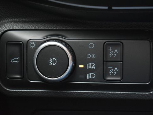 Used 2025 Ford Explorer ST AWD/4WD image 22