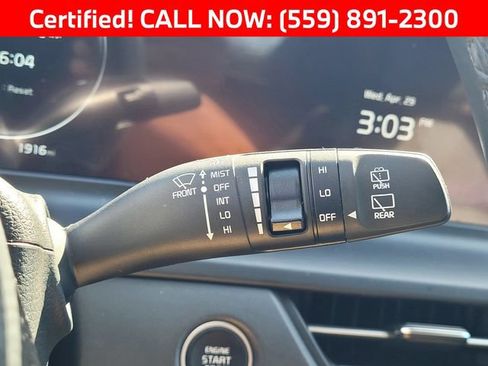 Certified 2025 Kia Seltos EX FWD image 17