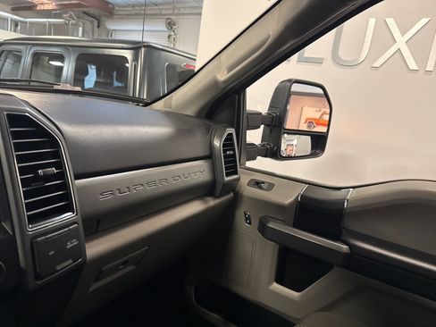 Used 2021 Ford F250 XLT image 38