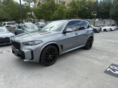 Used 2024 BMW X5 xDrive40i w/ M Sport Package AWD/4WD image 1