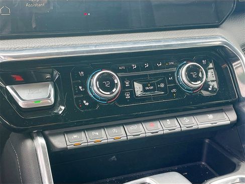 Used 2024 GMC Sierra 1500 Denali w/ Denali Reserve Package image 19