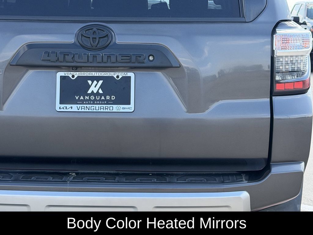 Used 2019 Toyota 4Runner TRD Off-Road Premium AWD/4WD image 9