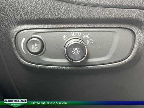 Used 2023 Chevrolet Equinox RS image 23