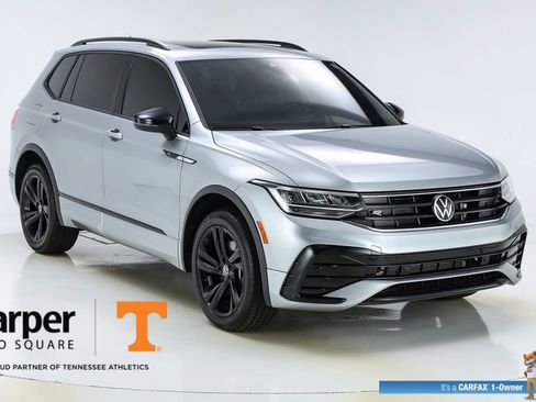 Used 2023 Volkswagen Tiguan SE R-Line image 53