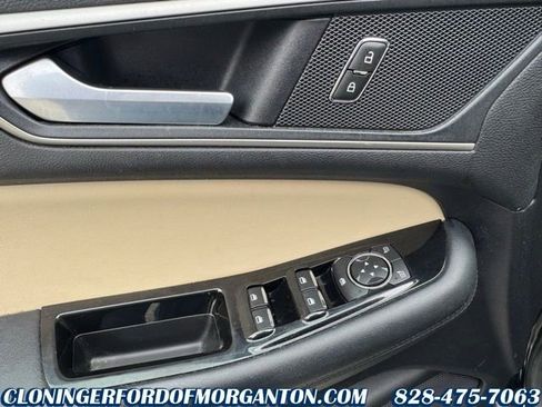 Used 2020 Ford Edge SEL w/ Convenience Package image 26