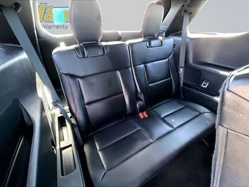 Used 2022 Ford Explorer ST-Line AWD/4WD image 32