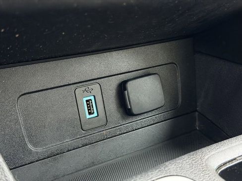 Used 2018 Ford Escape SEL w/ SEL Sport Appearance Package image 14